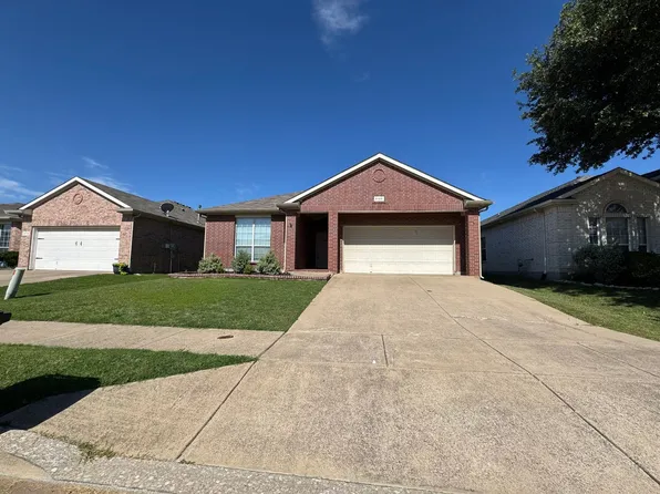 6109 Melanie Dr, Fort Worth, TX 76131