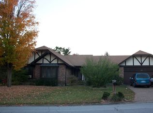 195 Rue Grand Dr, Lake Saint Louis, MO 63367