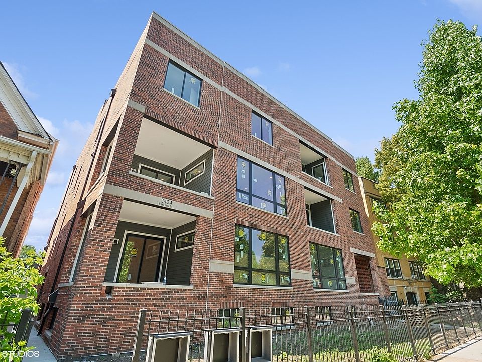 1st image of 2424 N Linden Pl #102