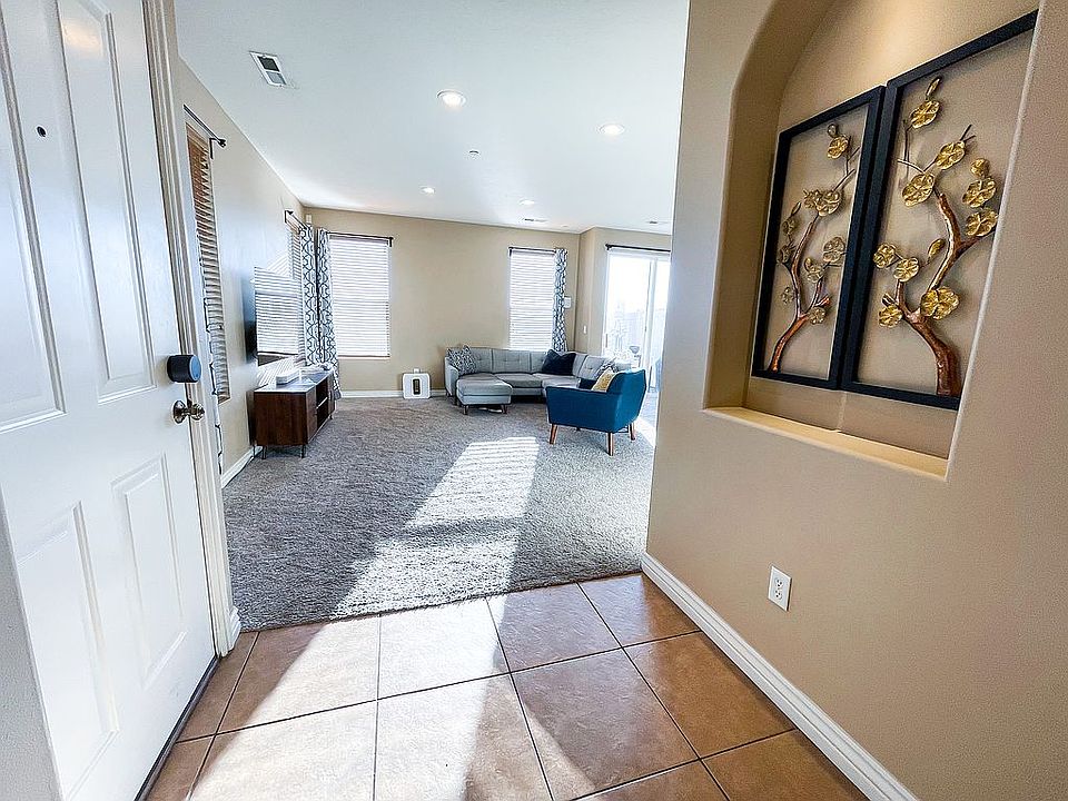 1st image of 3143 N Westbury Way APT 2