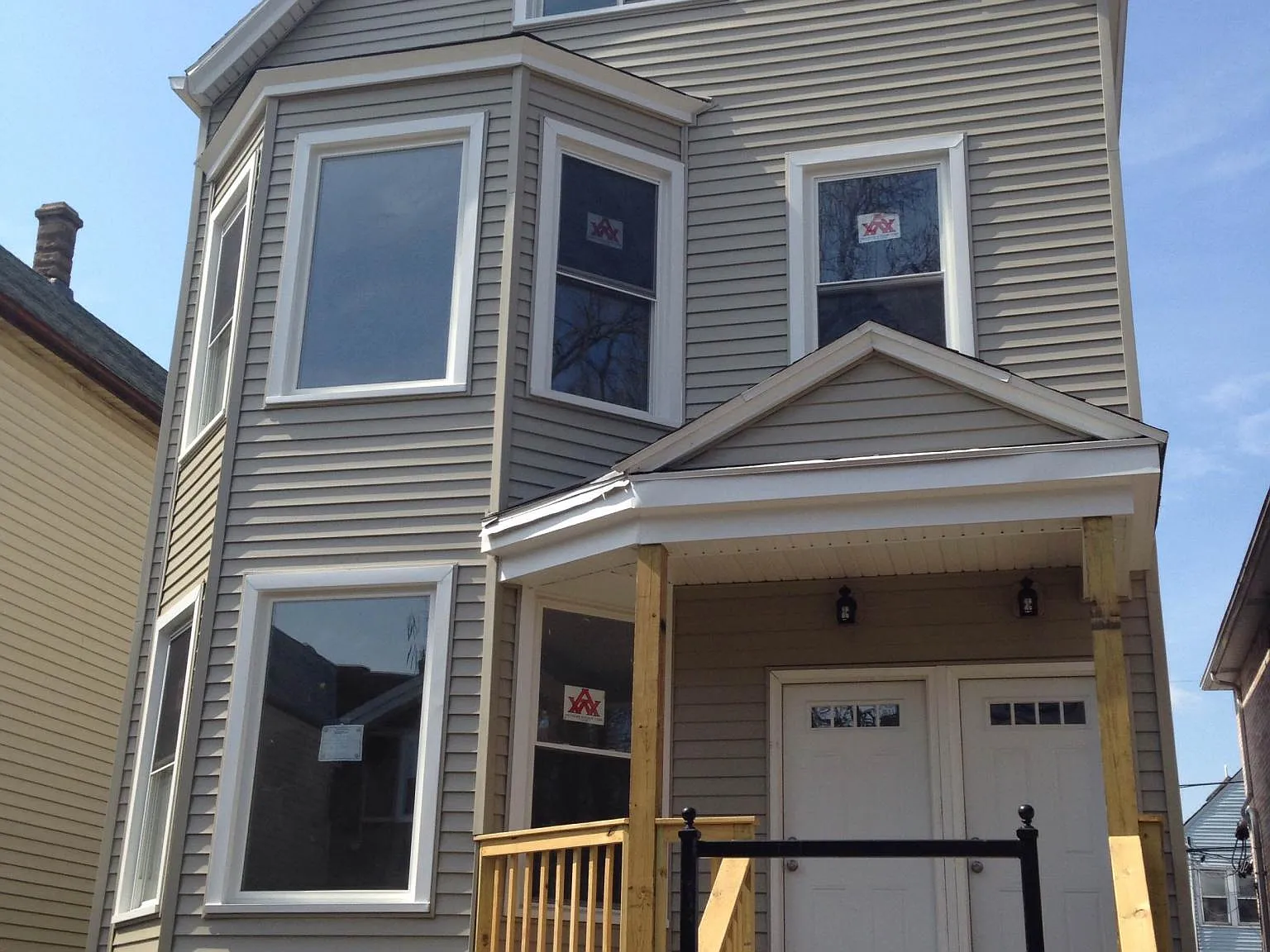 3 bed, 1600 sqft, $2,995 — Photo 1