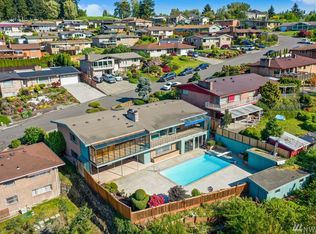 107 Monterey Dr NE, Renton, WA 98056