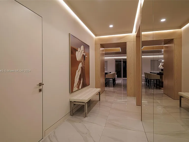 19115 Fisher Island Dr #19115 — Photo 33