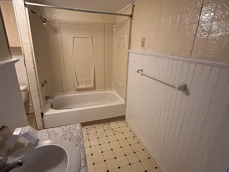 86 Congress St #2 — Photo 6
