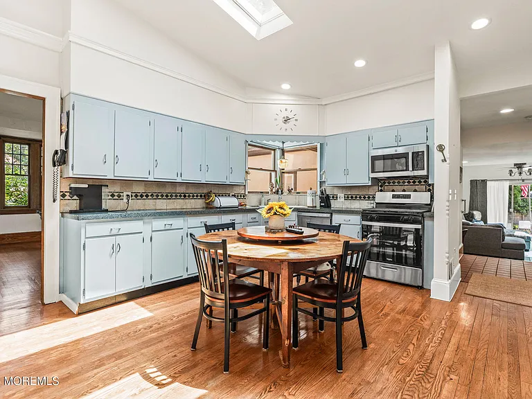 400 Grassmere Ave — Photo 9