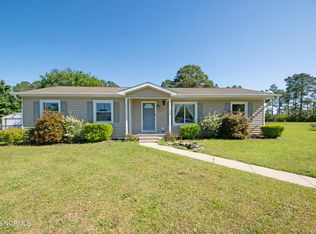 73 Sanders Dr, Hubert, NC 28539