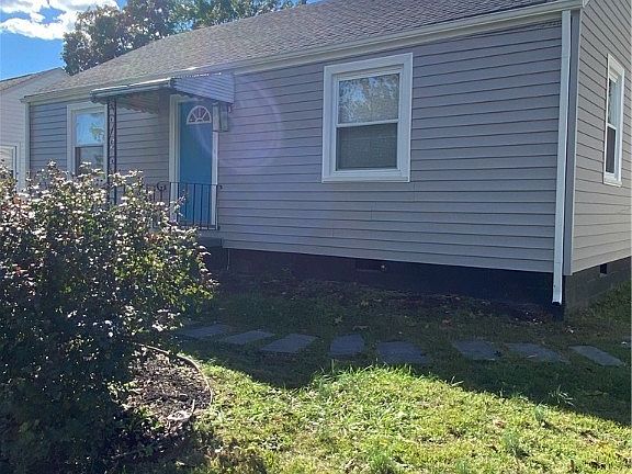 2nd image of 4727 Caldwell Ave