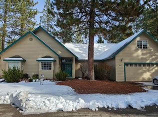 11 Oak Ct, Blairsden Graeagle, CA