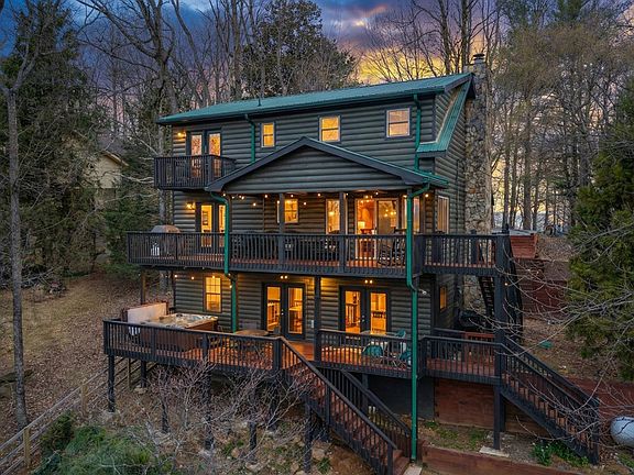 3rd image of 170 Walnut Rdg