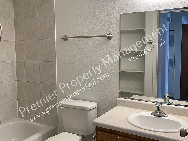 487 Coronado Ct #A — Photo 12