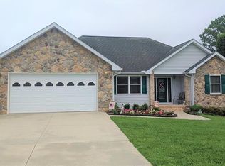 1584 Union Grove Rd, Lenoir, NC 28645