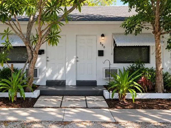 560 NE 15th Ave, Fort Lauderdale, FL 33301