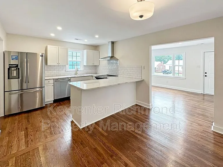 7409 Landsworth Ave — Photo 3