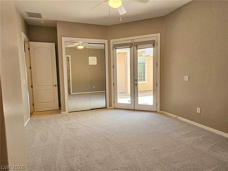 2139 Twin Falls Dr — Photo 38