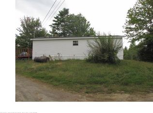 140 Benner Ln, Whitefield, ME 04353