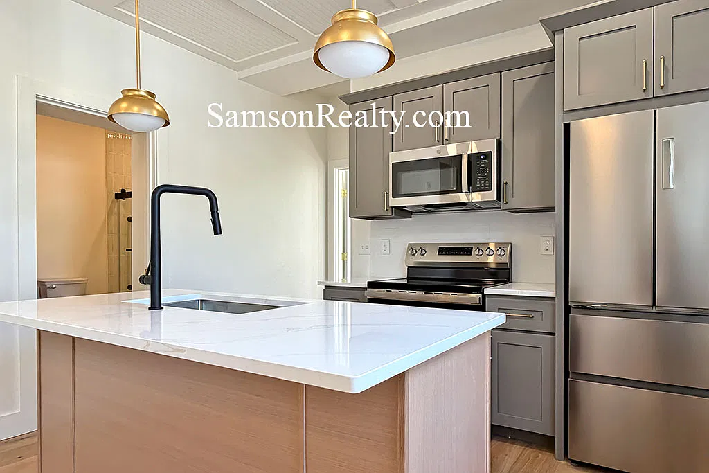Blackstone Boulevard Residences — Photo 2