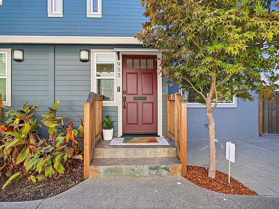 3rd image of 953 40th St