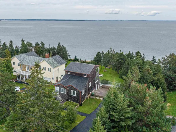 552 Ketch Harbour Rd, Halifax, NS B3V 1J8