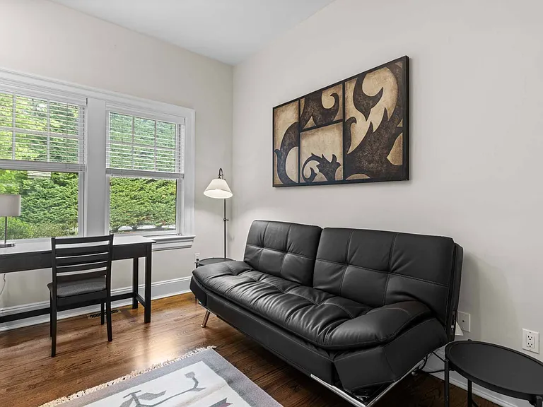 23 Arbutus Rd — Photo 24
