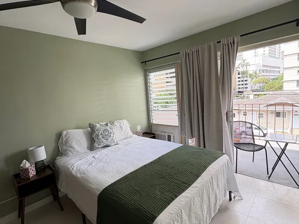 236 Liliuokalani Ave APT 304, Honolulu, HI 96815