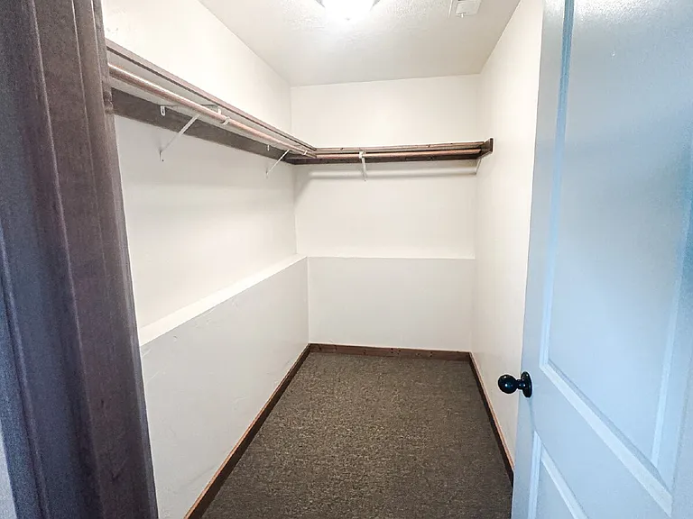 86 Tuke Ln #B — Photo 25