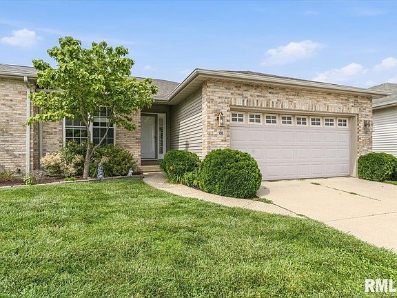 2nd image of 2919 Meadowbrook Rd #22