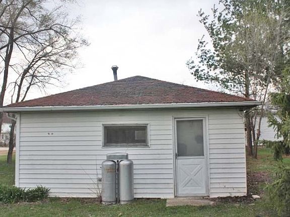 4th image of 2816 S Lucas St