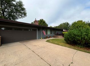 1824 7th St SW, Minot, ND 58701