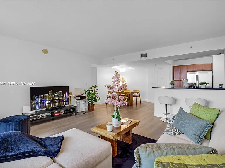 3232 SW 22nd Ter #804 — Photo 13