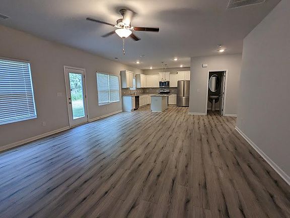 4th image of 131 Clark Lake Estates Dr