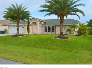 1614 SW 18th St, Cape Coral, FL 33991