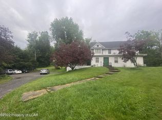 160 Machell Ave, Dallas, PA 18612