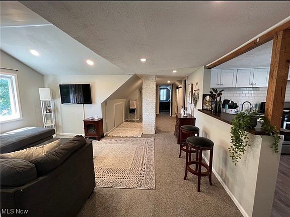 2nd image of 1534 Cohassett Ave #3