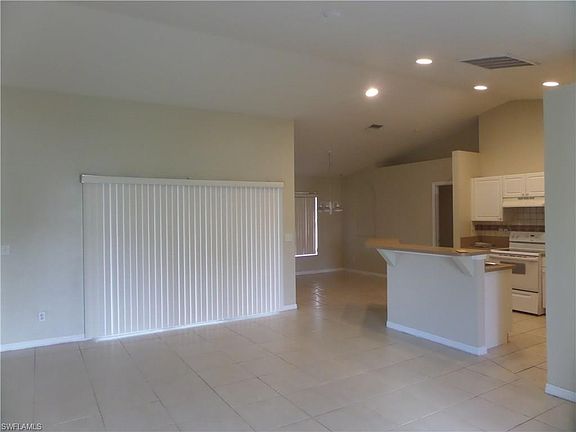 2nd image of 1012 SW 35th Ter