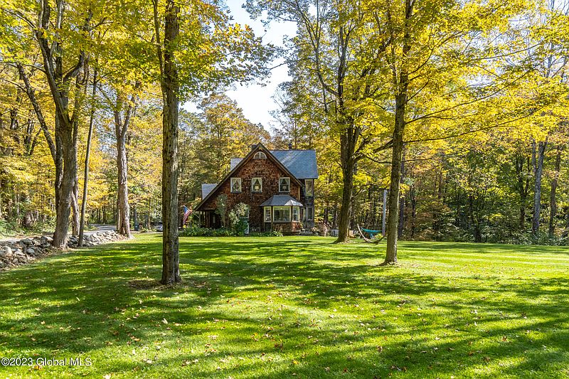 4th image of 144 Brownell Hollow Road