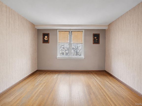2nd image of 2640 Marion #2B