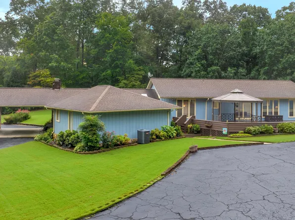 6702 Quail Hollow Dr NW, Fort Payne, AL 35967