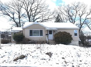 15 June St, Auburn, MA 01501