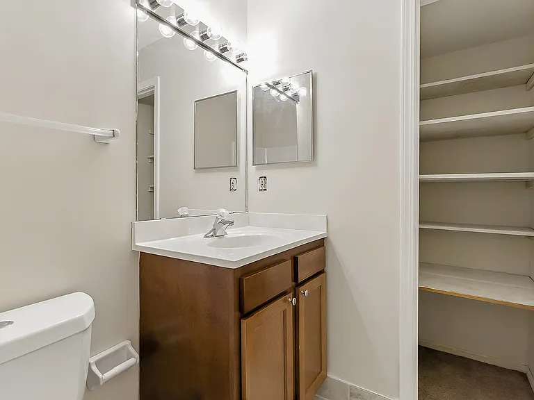 Brook - Bathroom