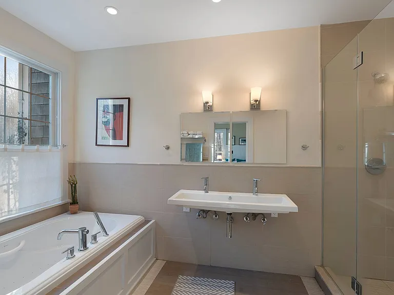 7 Bridge Hill Ln — Photo 14