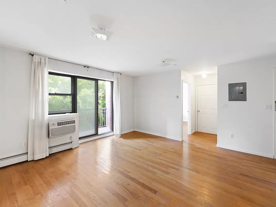 1st image of 540 W 163rd St APT 3B