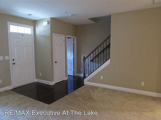4th image of 121D Walnut Cove Dr #D