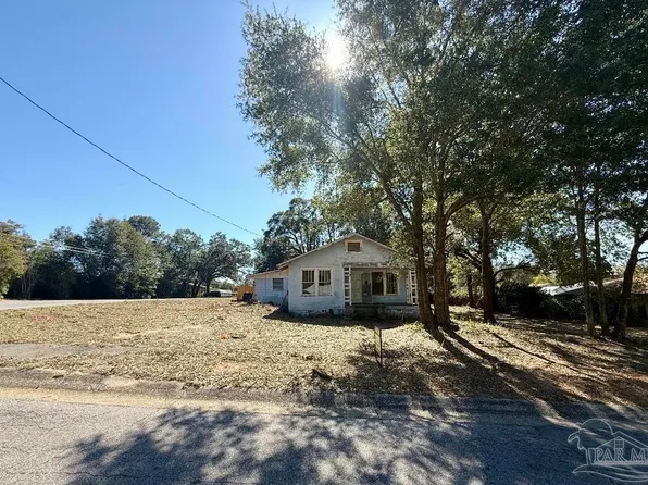 2907 E Blount St, Pensacola, FL 32503