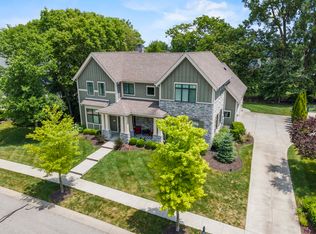 6615 Westminster Dr, Zionsville, IN 46077