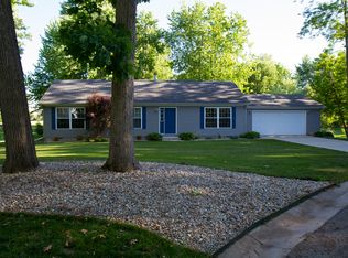 1810 Rosemont Ave, Warsaw, IN 46580
