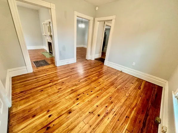 712 Vine St, Paris, KY 40361