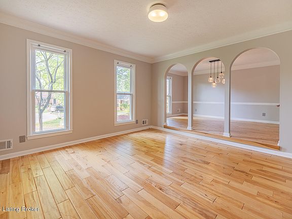 4th image of 9003 Willowwood Way