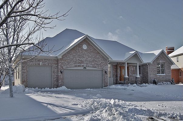 NEW WALK-OUT RANCH