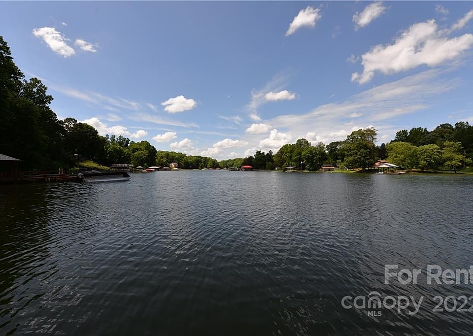 1st image of 7098 Wateredge Dr