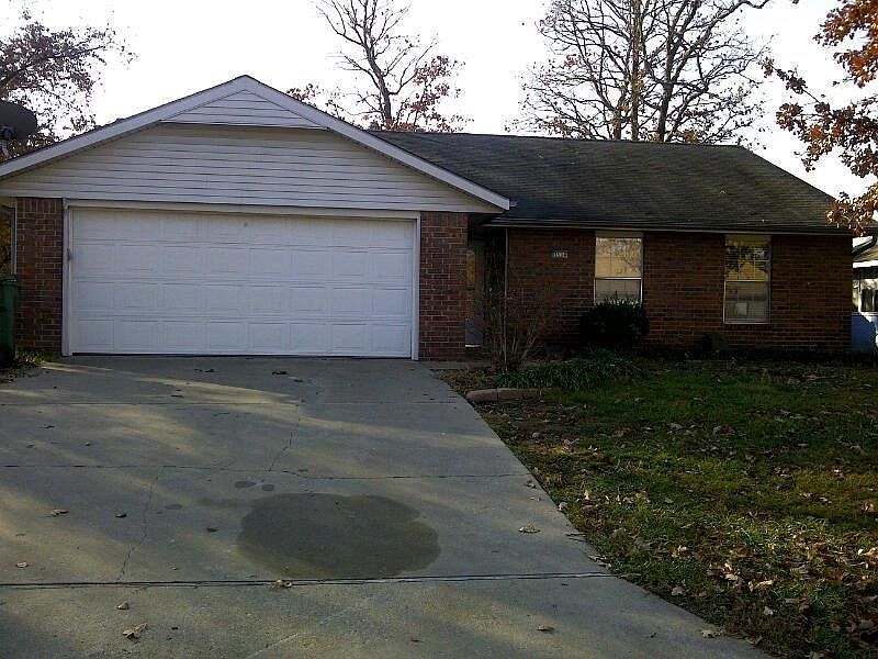 1st image of 3504 W Beechwood Dr